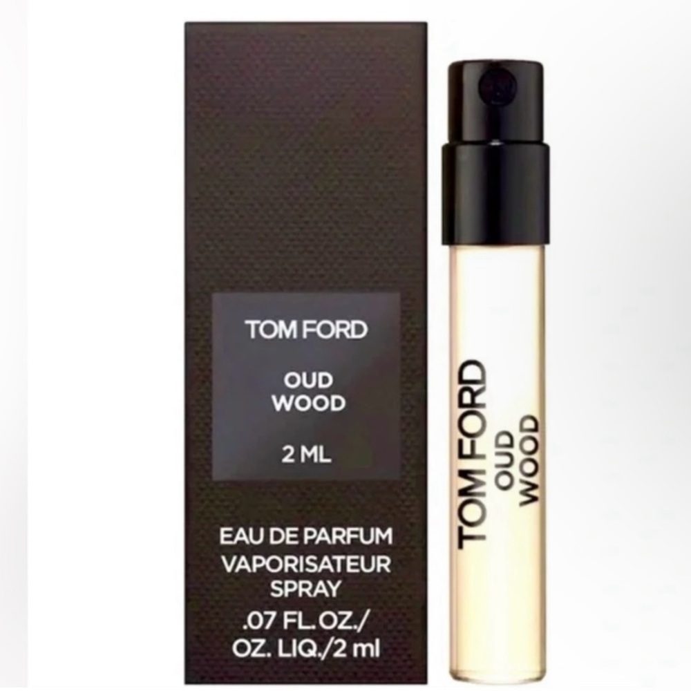 TOM FORD Oud Wood cologne 2ml